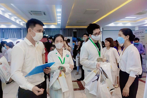Hỗ trợ bán hàng cho đại lý